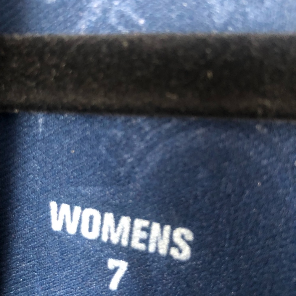 BODYGLOVE Women's wet suit. HYPERSTRETCH WAY. Temp. 3/2.  HOST PICK - Picture 10 of 16